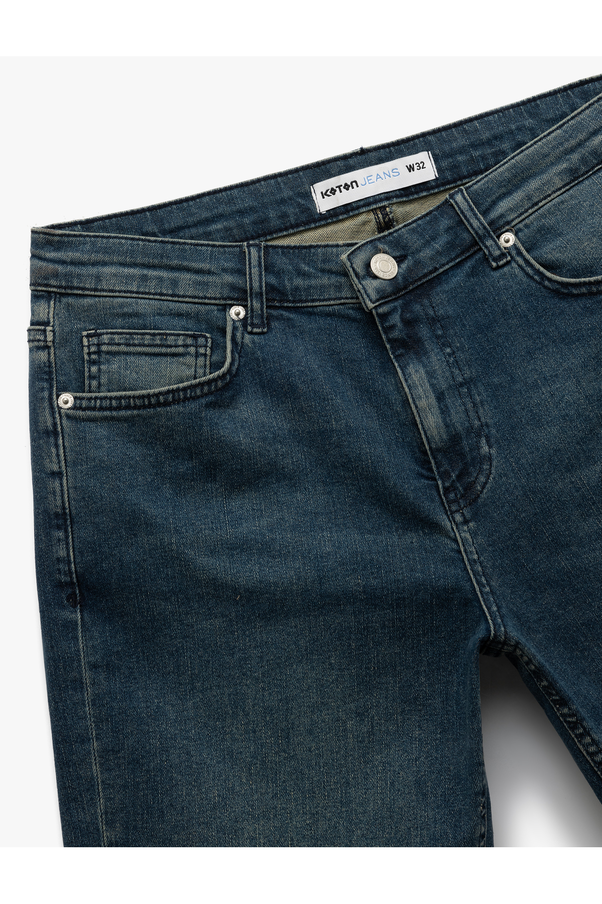 Normal Bel Pamuklu Katlamalı Paça Slim Fit Jean Şort