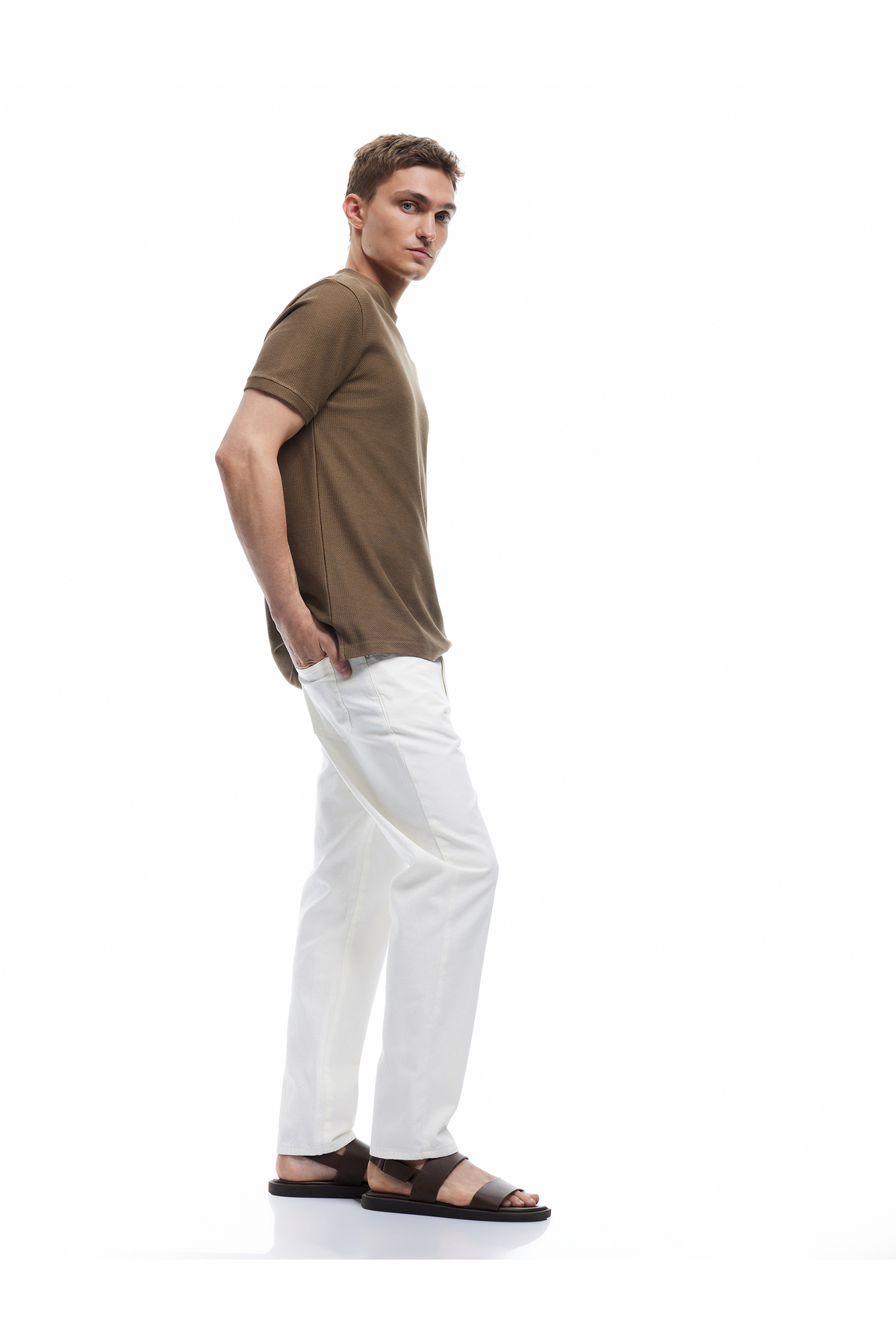 Pamuklu Cep Detaylı Regular Fit Düğmeli Kanvas Pantolon