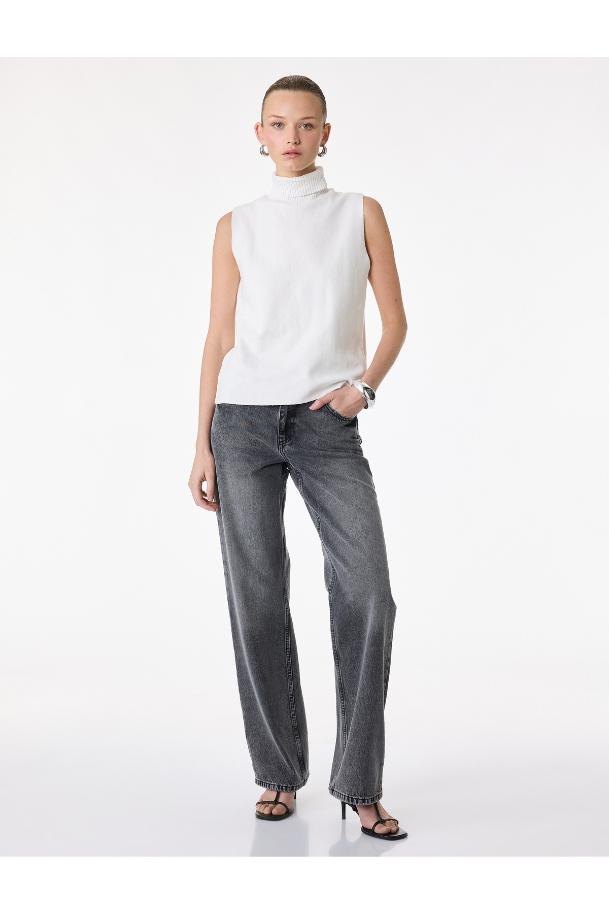 Pamuklu Cepli Düğmeli Düz Paça Yıkamalı Jean Pantolon - Straight Fit Jean