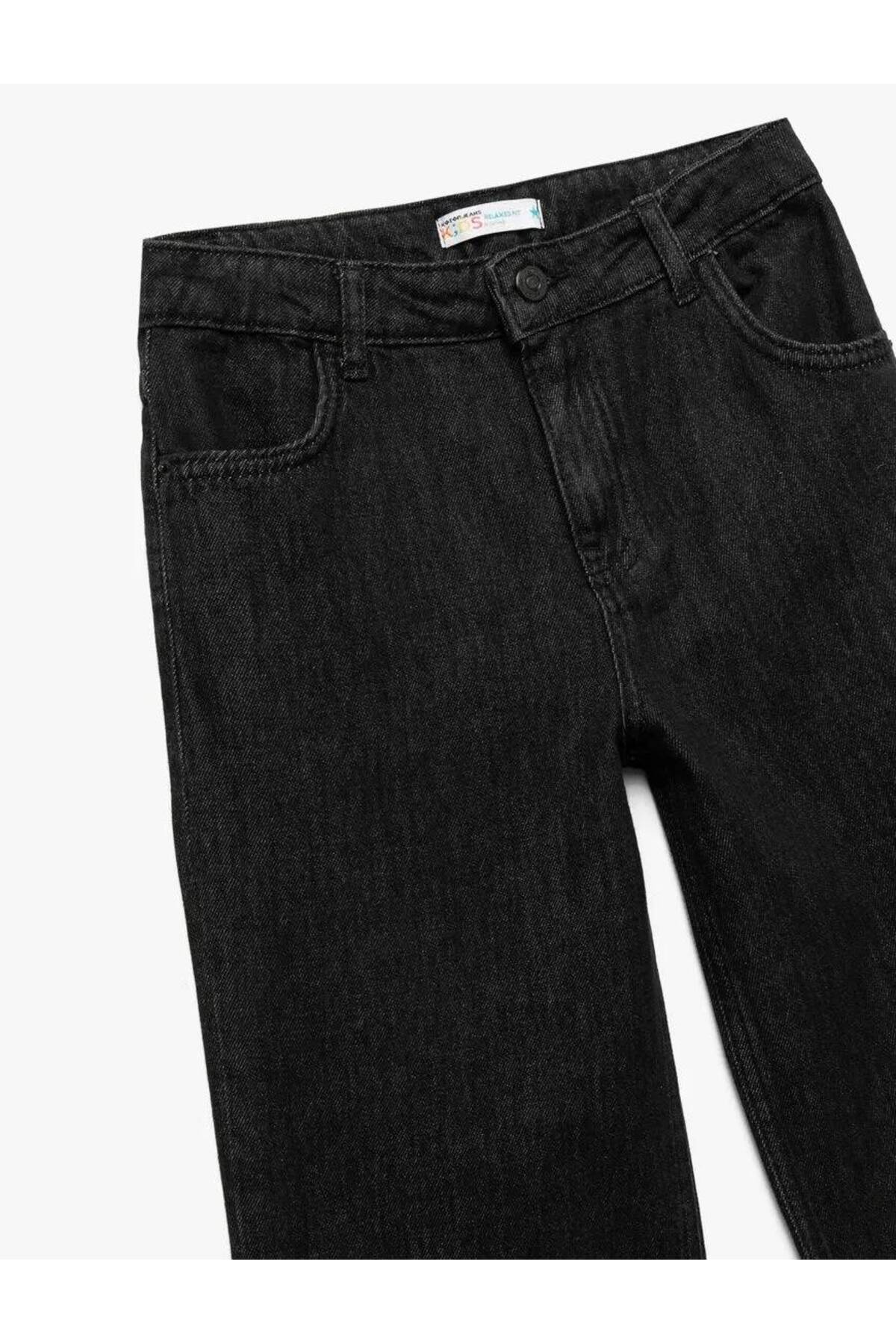 Pamuklu Rahat Kesim Denim Pantolon