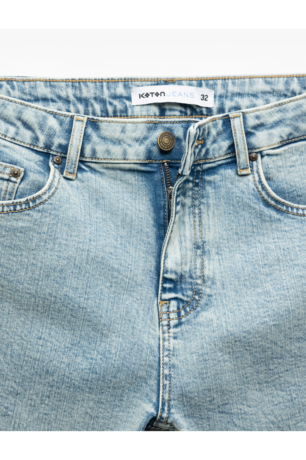 Pamuklu Slim Fit Katlamalı Paça Bermuda Jean Şort