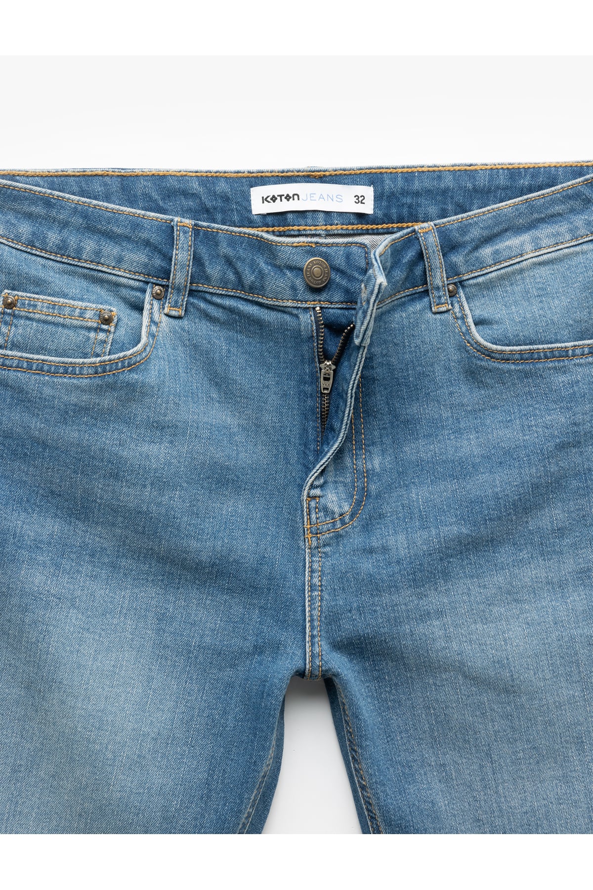 Pamuklu Slim Fit Katlamalı Paça Bermuda Jean Şort