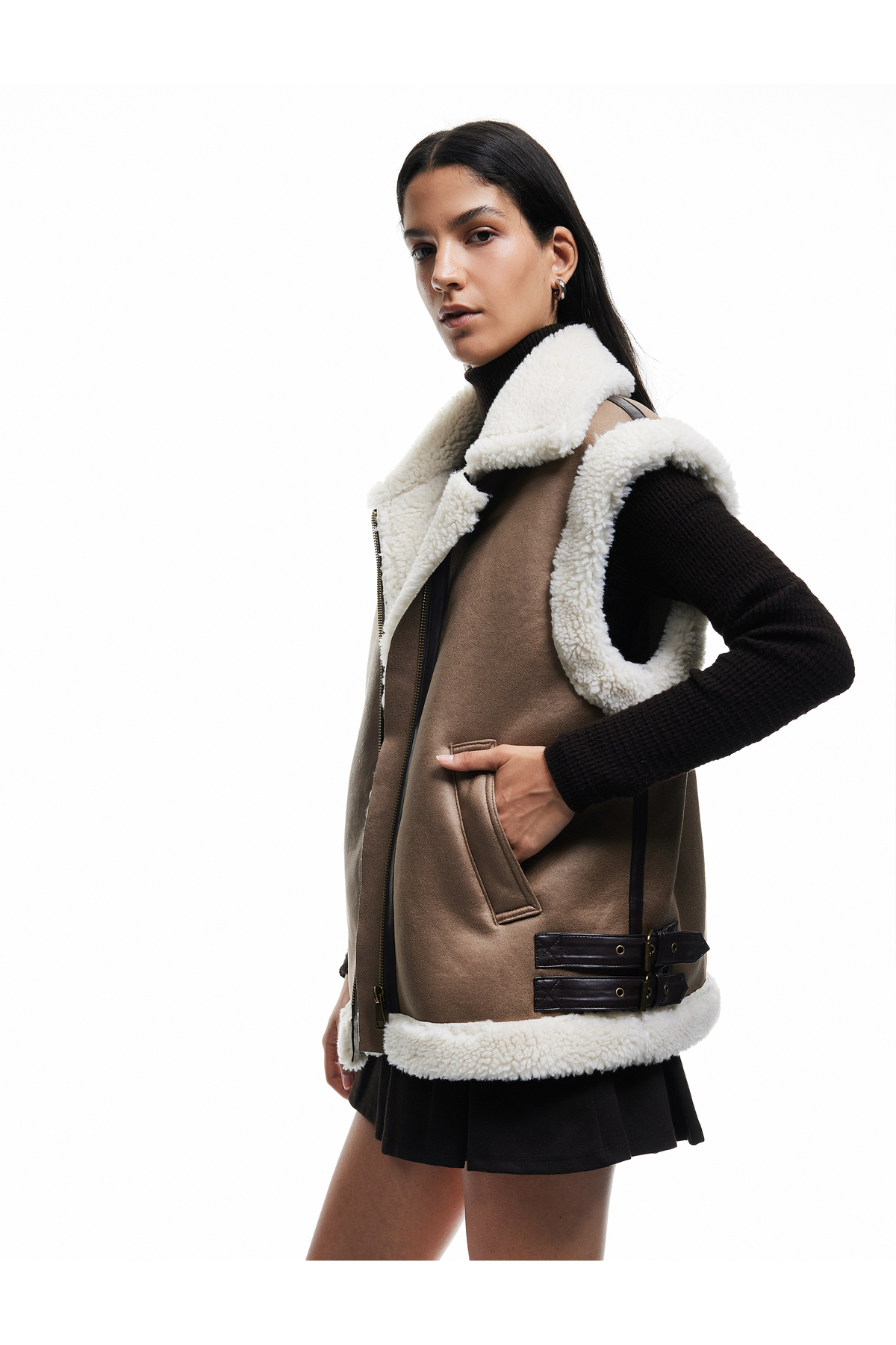 Peluş Şerpalı Yaka Süet Görünümlü Kolsuz Cepli Fermuarlı Oversize Yelek
