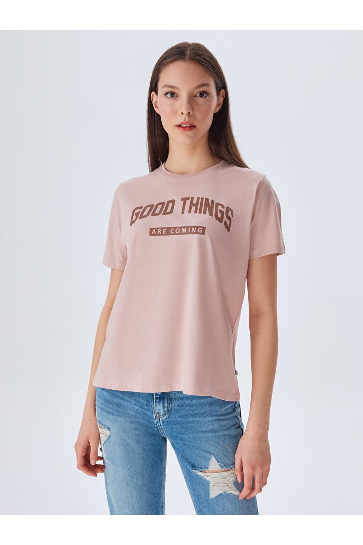 Pembe T-shırt