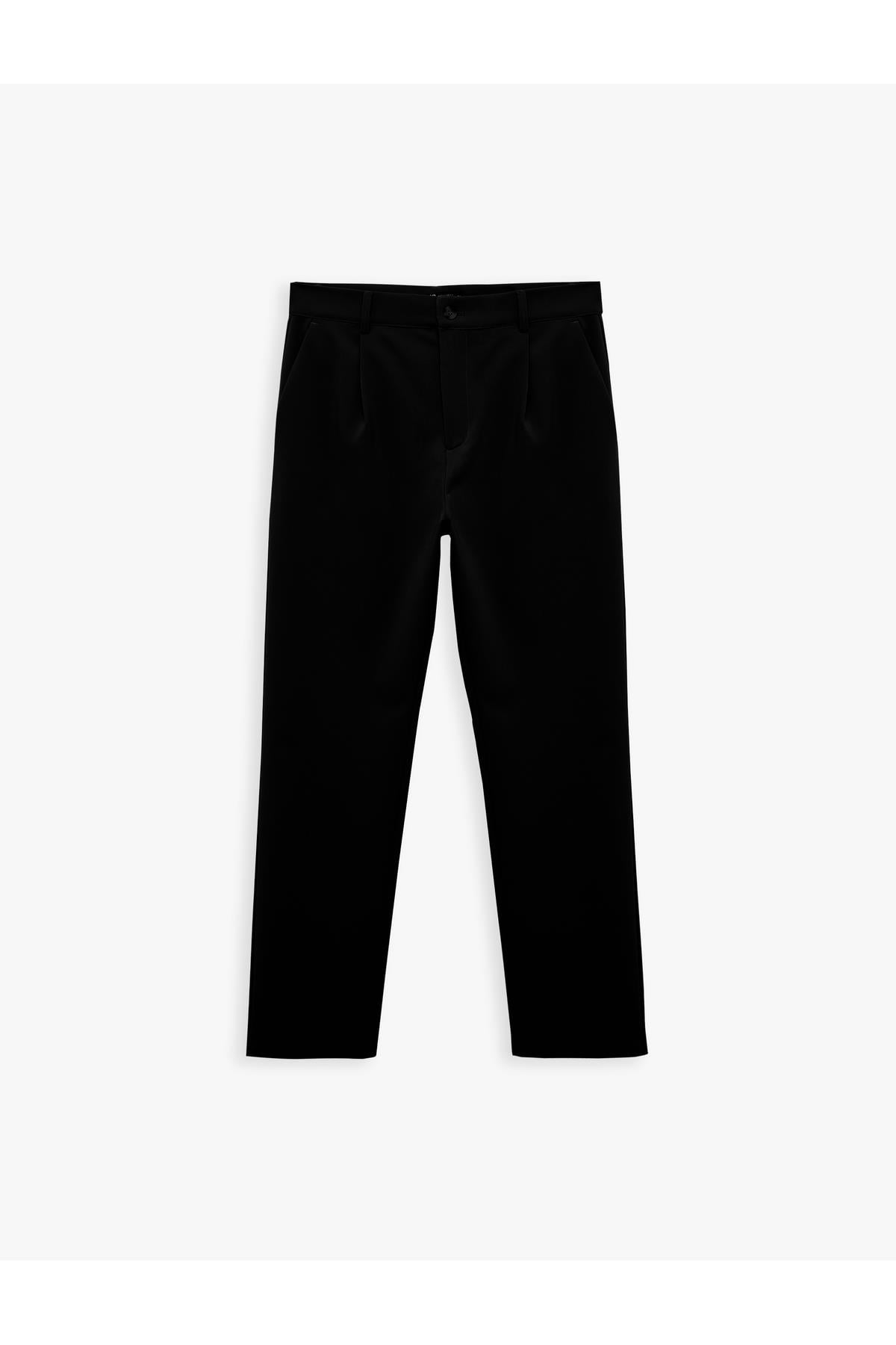 Pileli Oversize Cep Detaylı Kumaş Pantolon