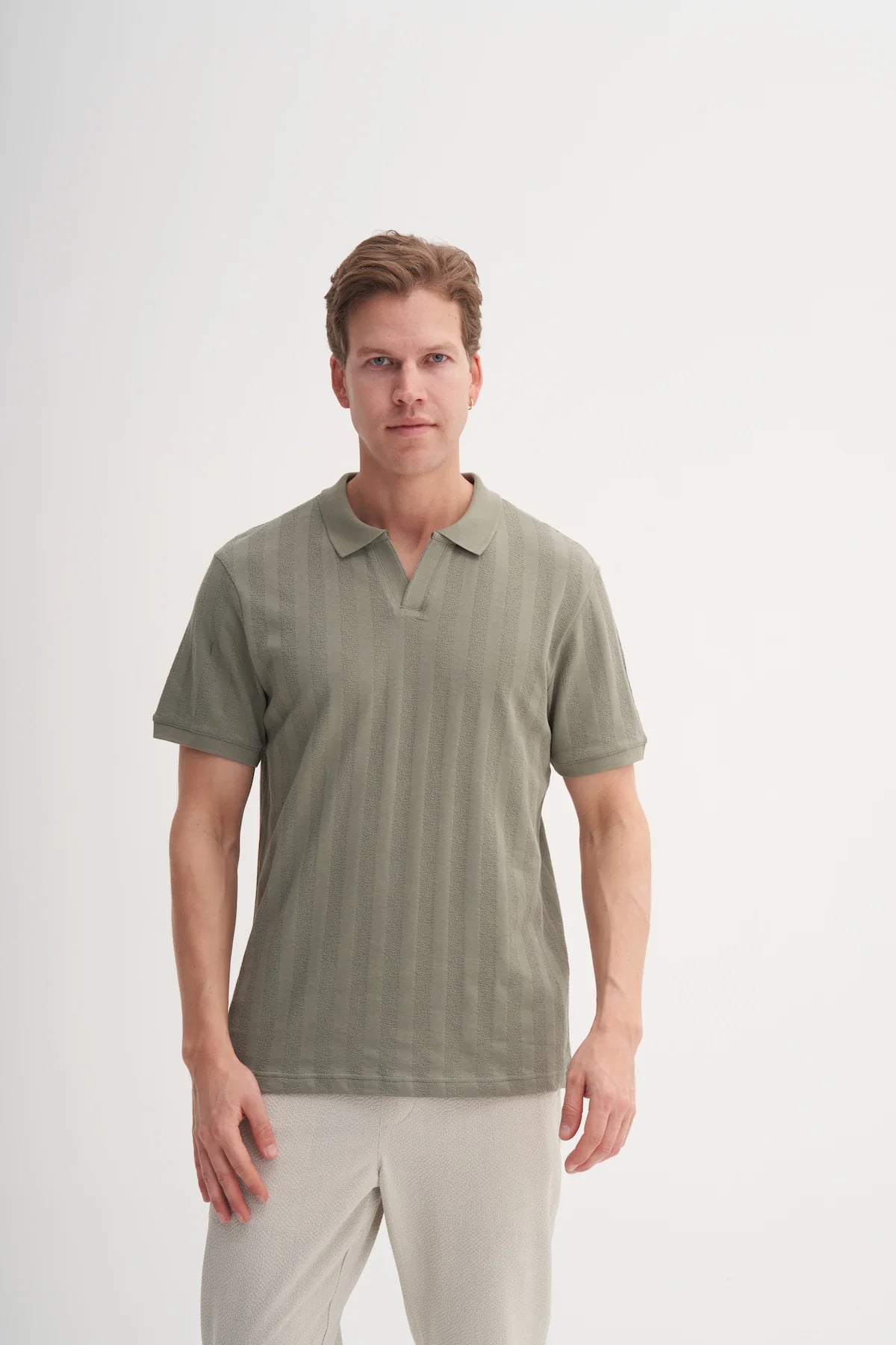 Polo Yaka Regular Fit Pamuklu Dokulu Tişört