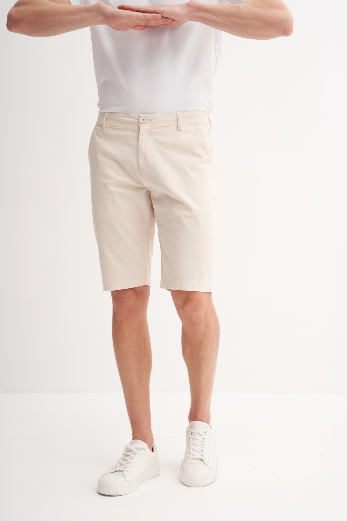 Regular Fit Gabardin Bermuda Şort