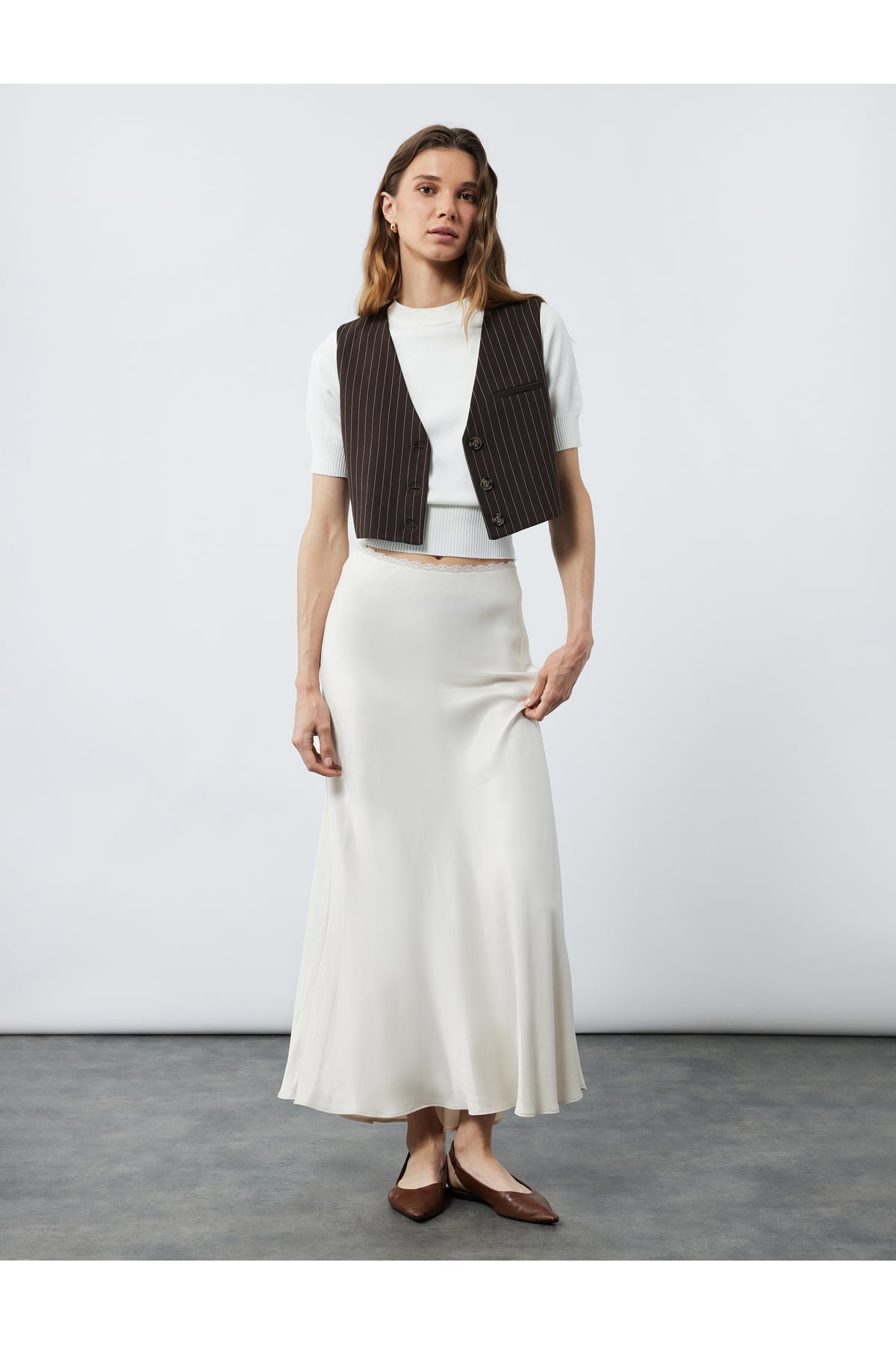 Regular Fit Midi Boy Balık Kesim Saten Etek