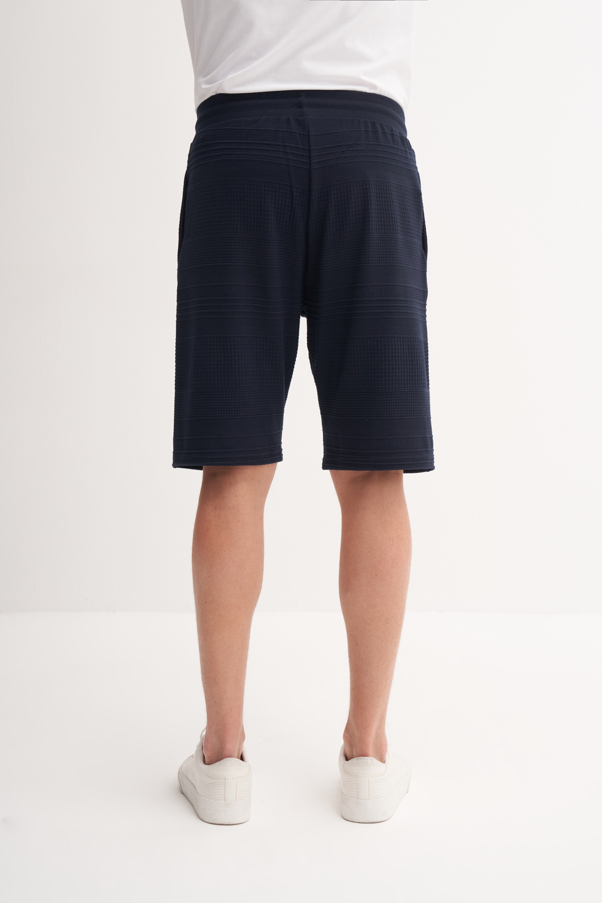 Regular Fit Örme Dokulu Bermuda Şort