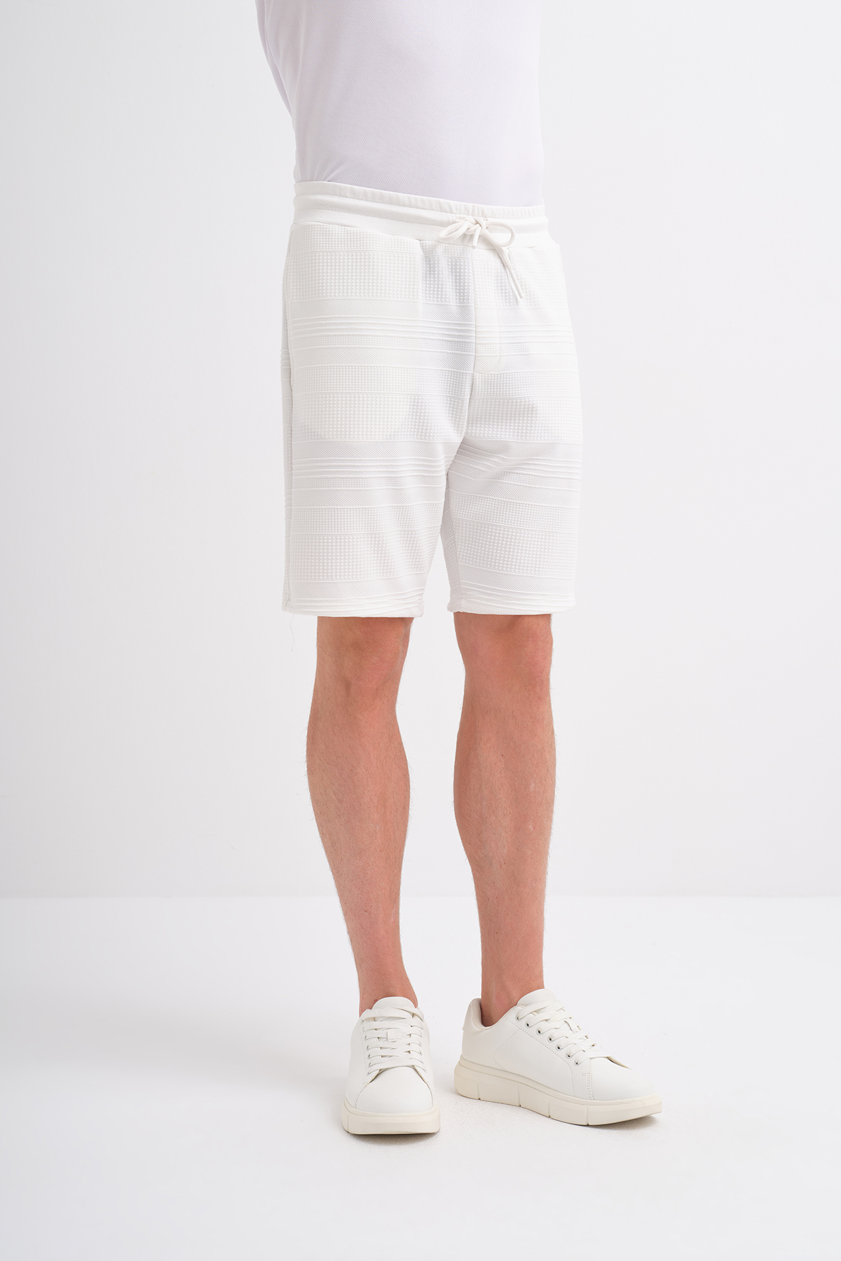 Regular Fit Örme Dokulu Bermuda Şort