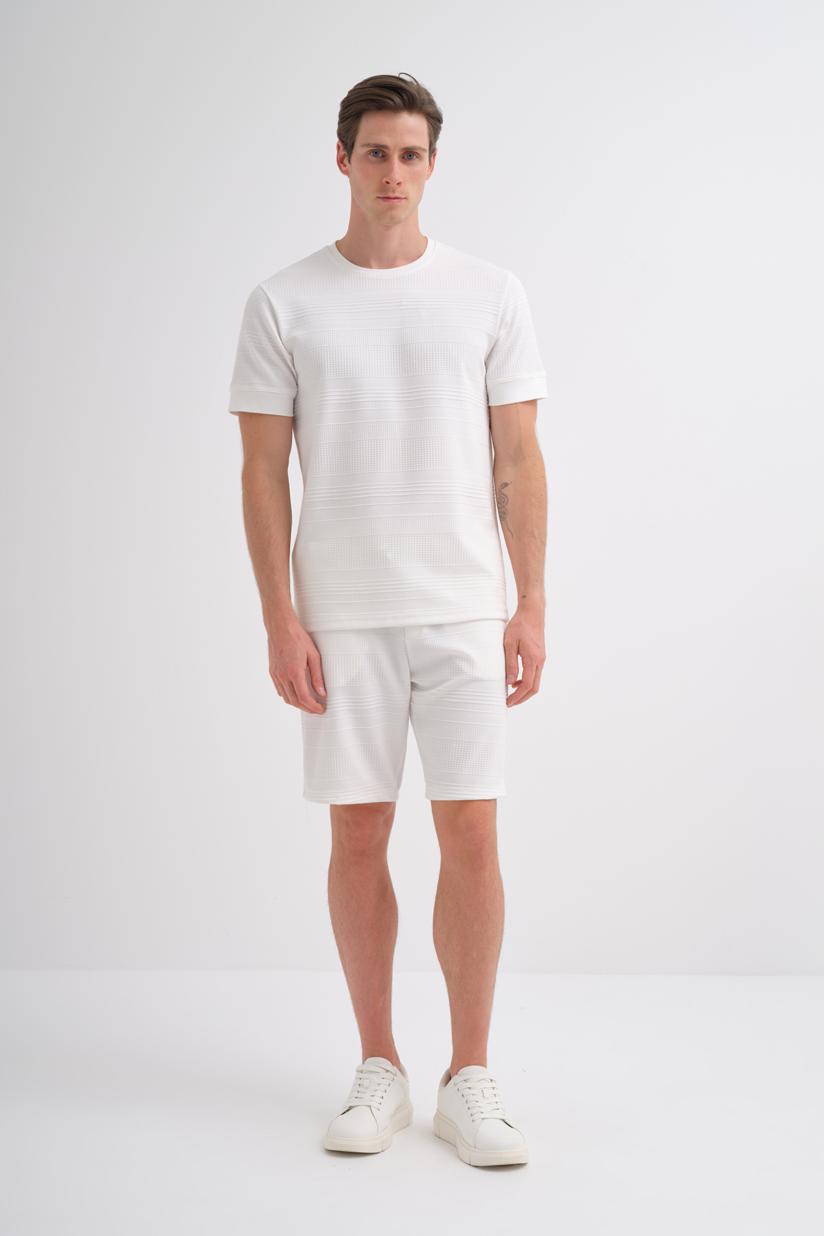 Regular Fit Örme Dokulu Bermuda Şort