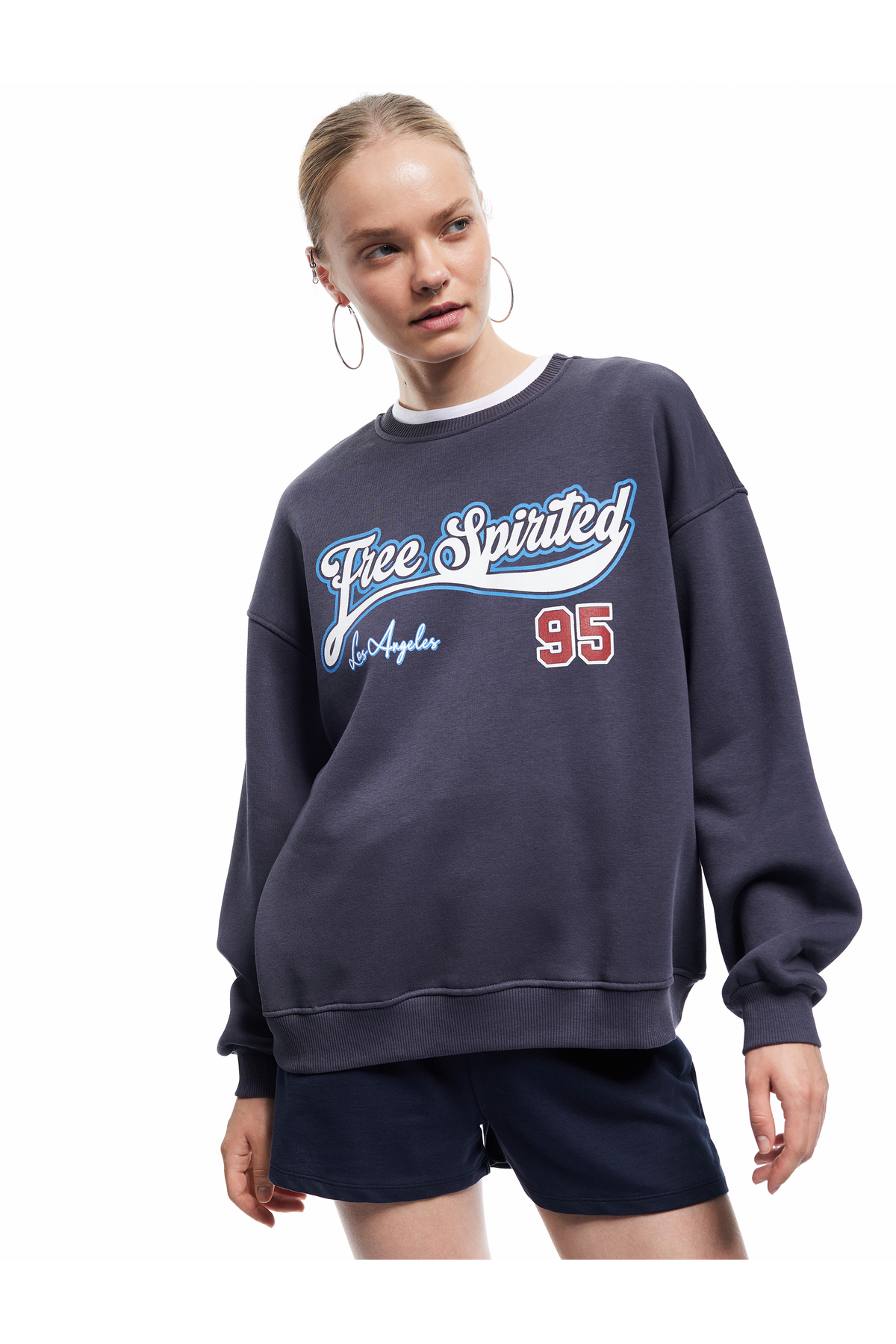 Şardonlu Uzun Kollu Bisiklet Yaka Baskılı Oversize Sweatshirt