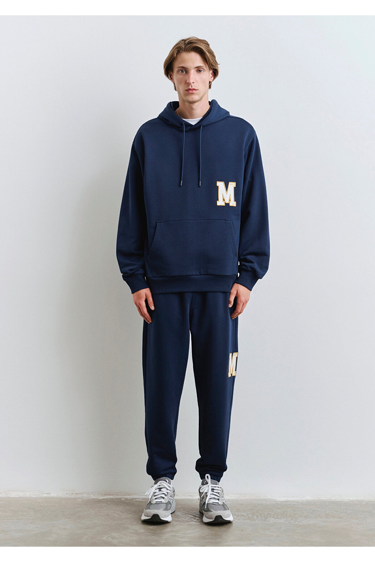 Sırt Baskılı Kapüşonlu Lacivert Sweatshirt 0S10375-89353