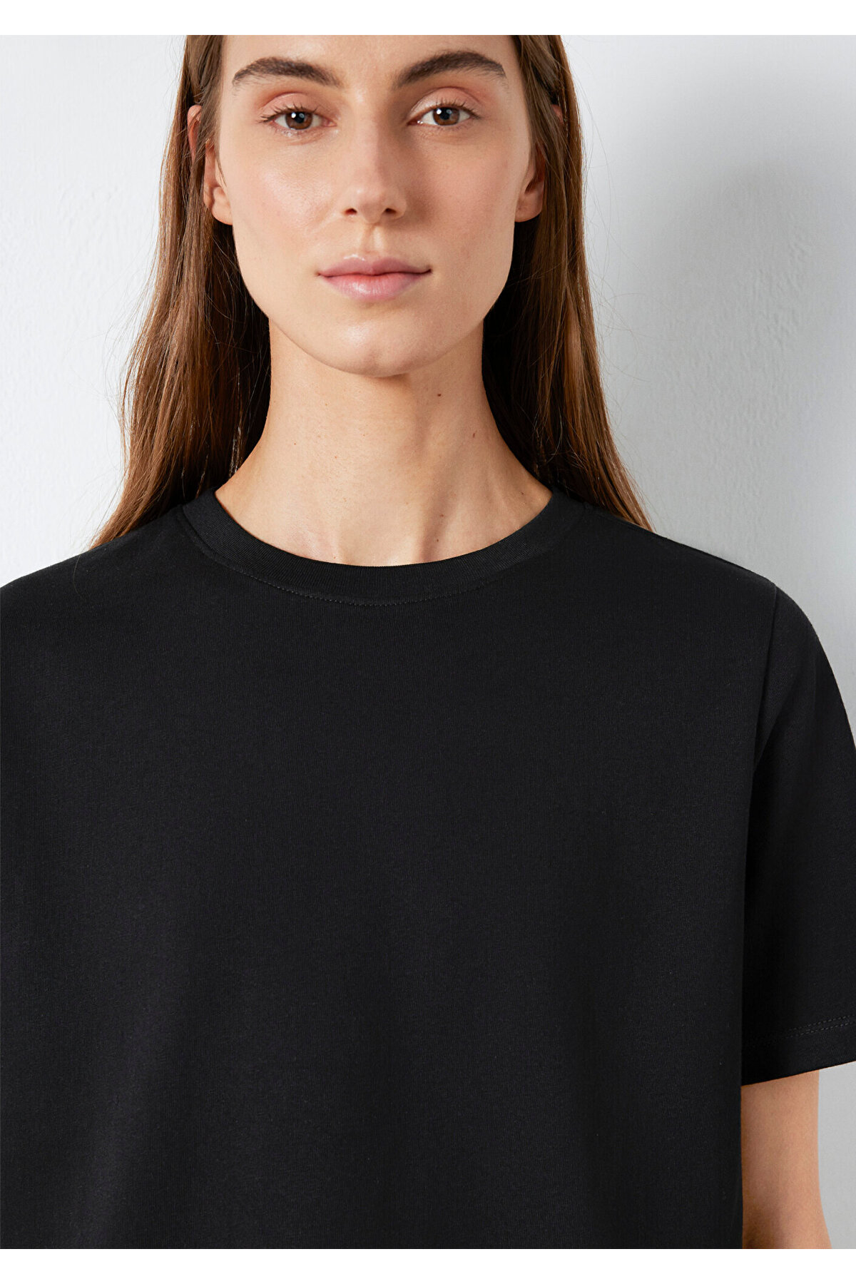 Siyah Basic Tişört Regular Fit / Normal Kesim 1600965-900