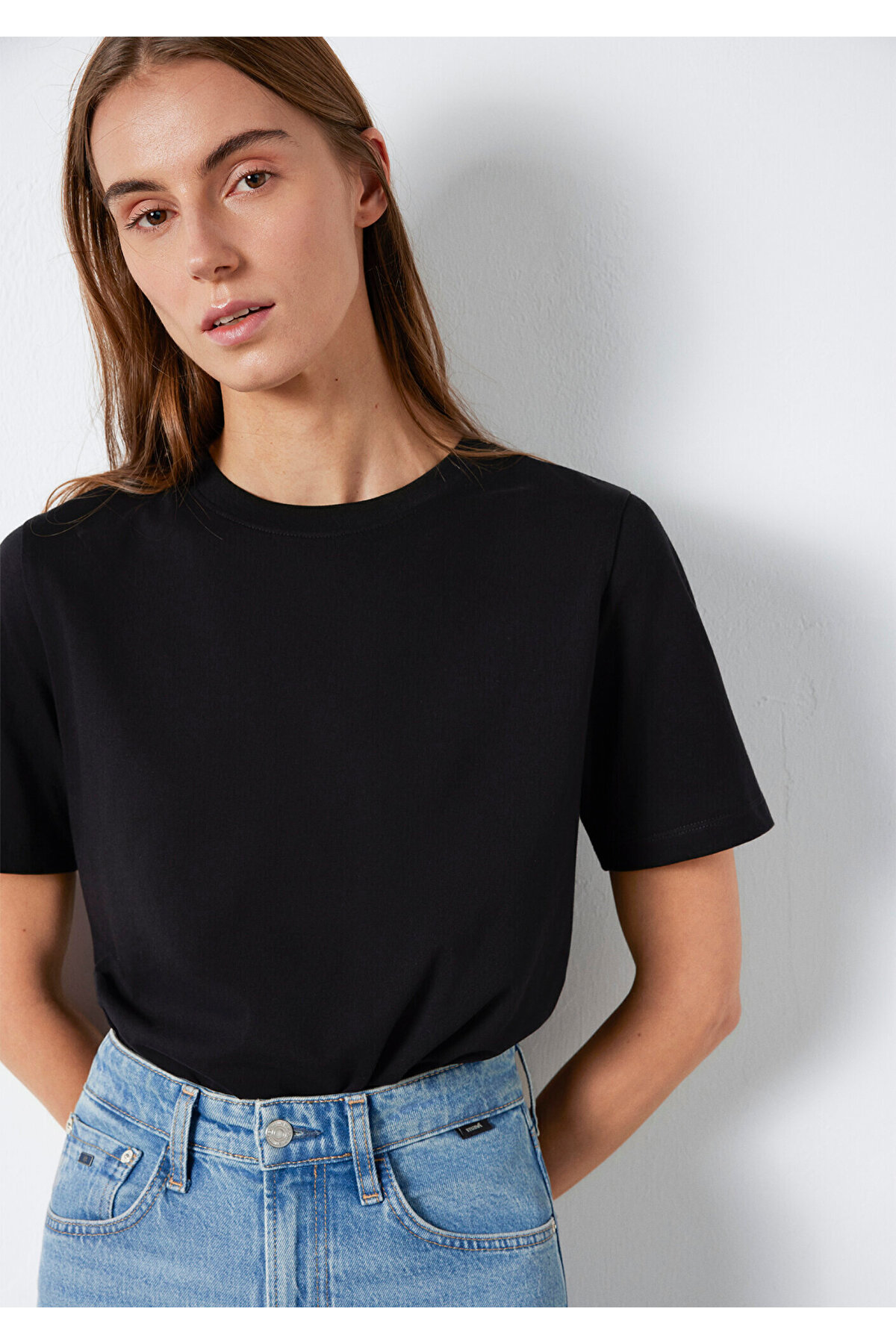 Siyah Basic Tişört Regular Fit / Normal Kesim 1600965-900
