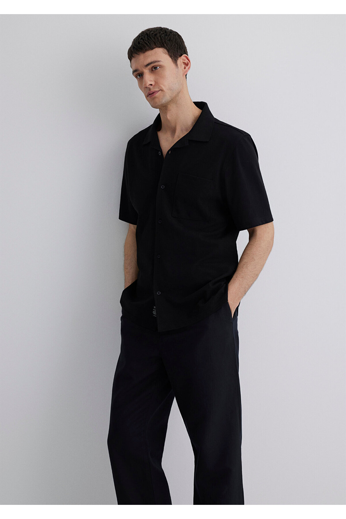 Siyah Gömlek Regular Fit / Normal Kesim 0211552-900