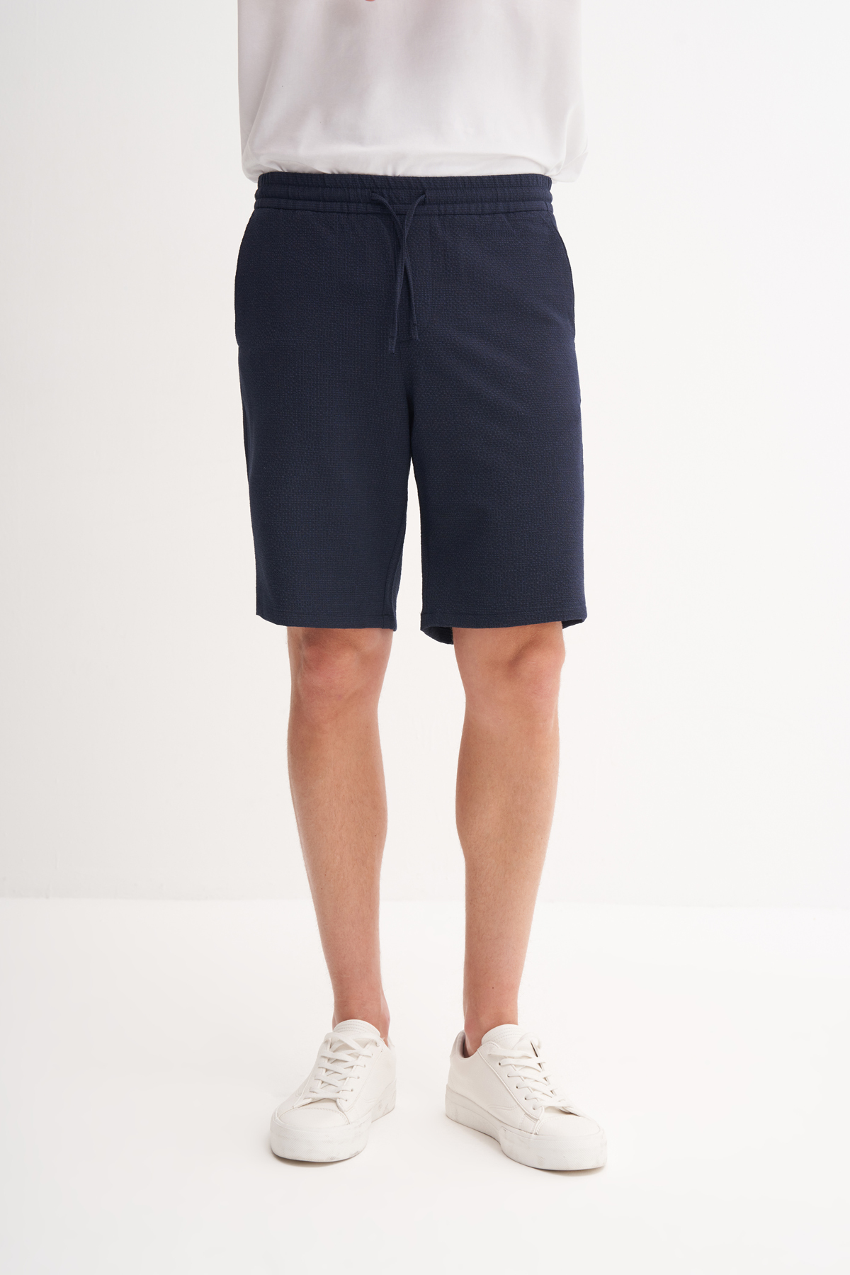 Slim Fit Bermuda Kısa Dar Paça Şort