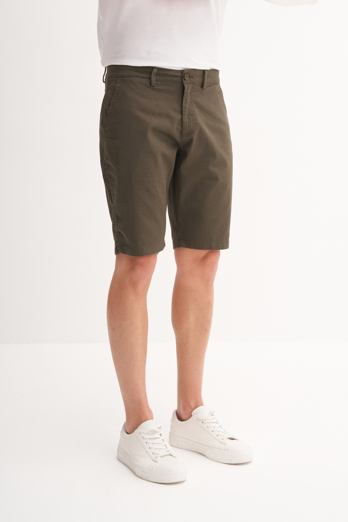 Slim Fit Bermuda Kısa Dar Paça Şort