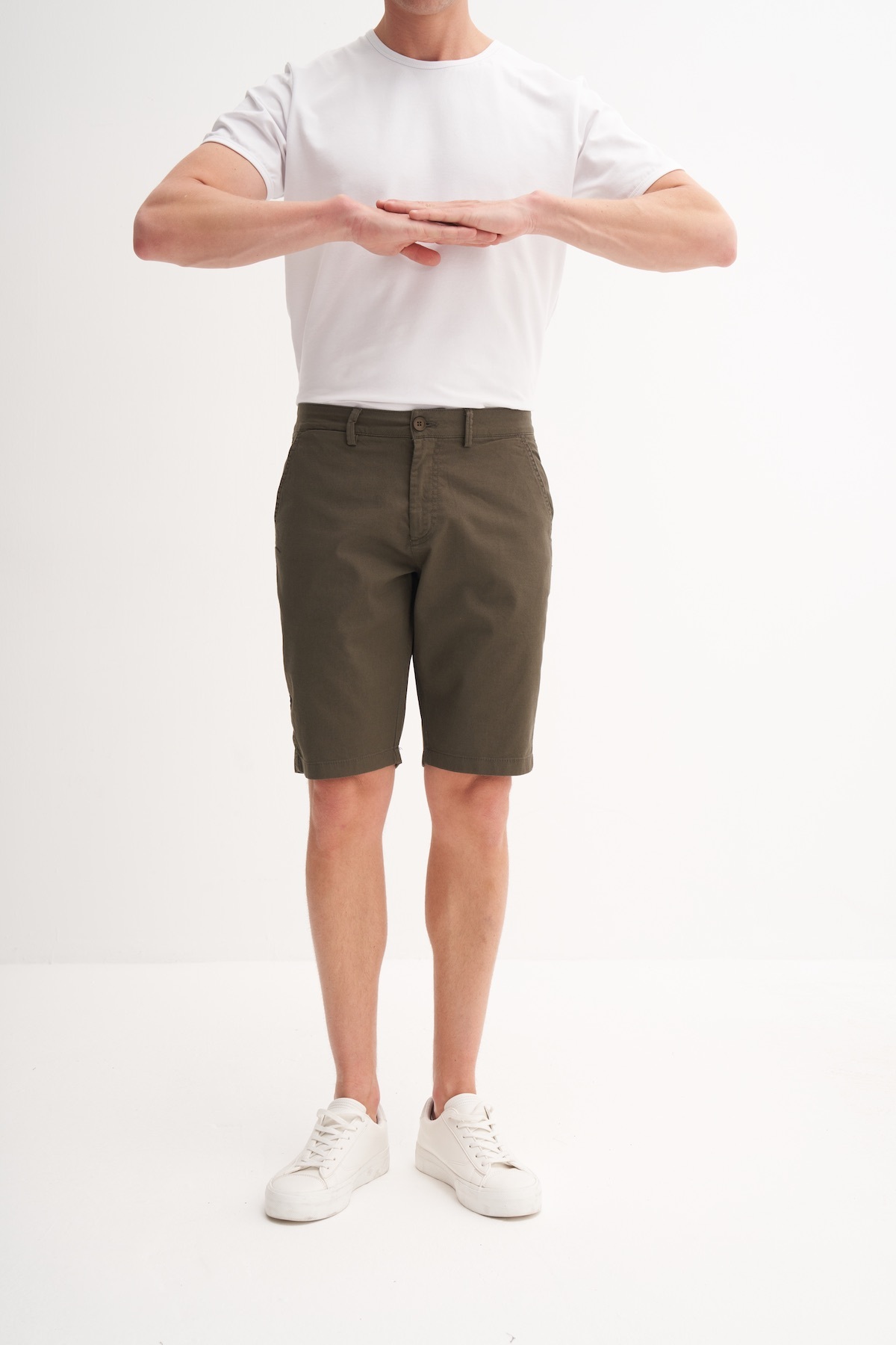 Slim Fit Bermuda Kısa Dar Paça Şort