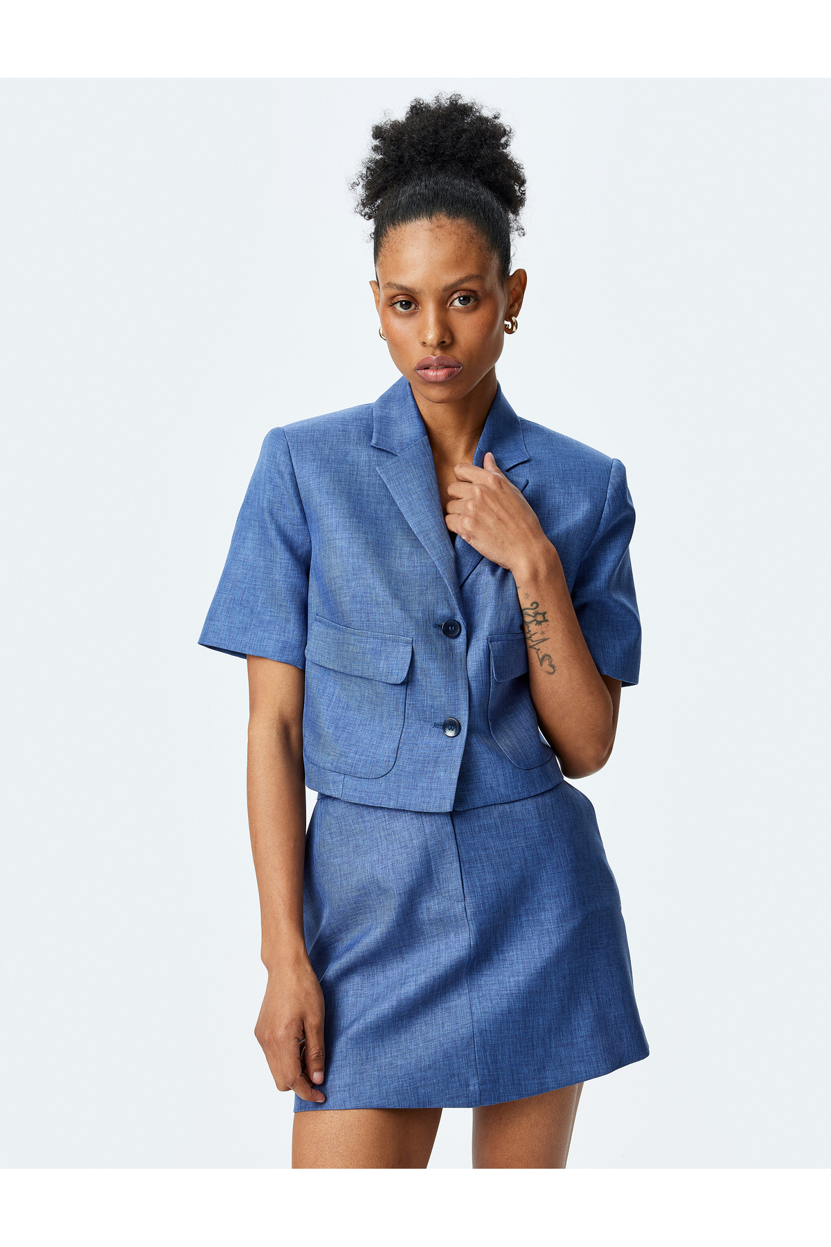 Slim Fit Cepli Düğmeli Kruvaze Kısa Kollu Crop Ceket