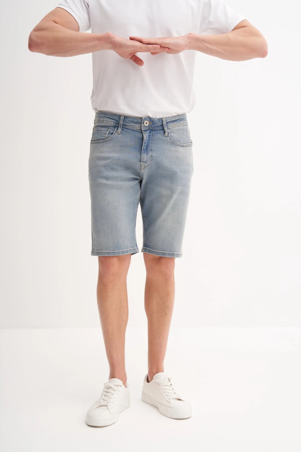 Slim Fit Dar Kesim Dar Paça Kısa Denim Şort