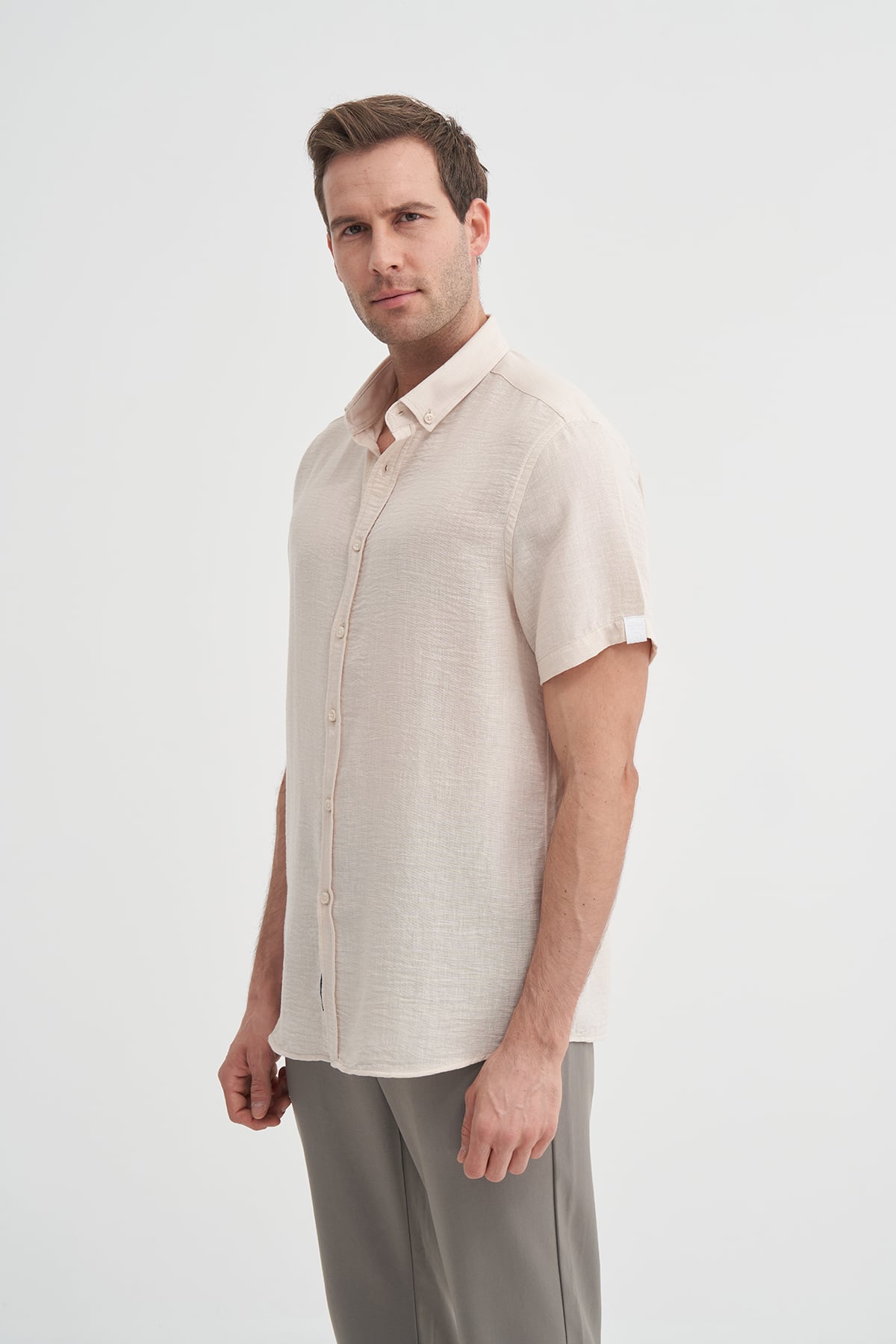 Slim Fit  Dar Kesim Kısa Kol Gömlek