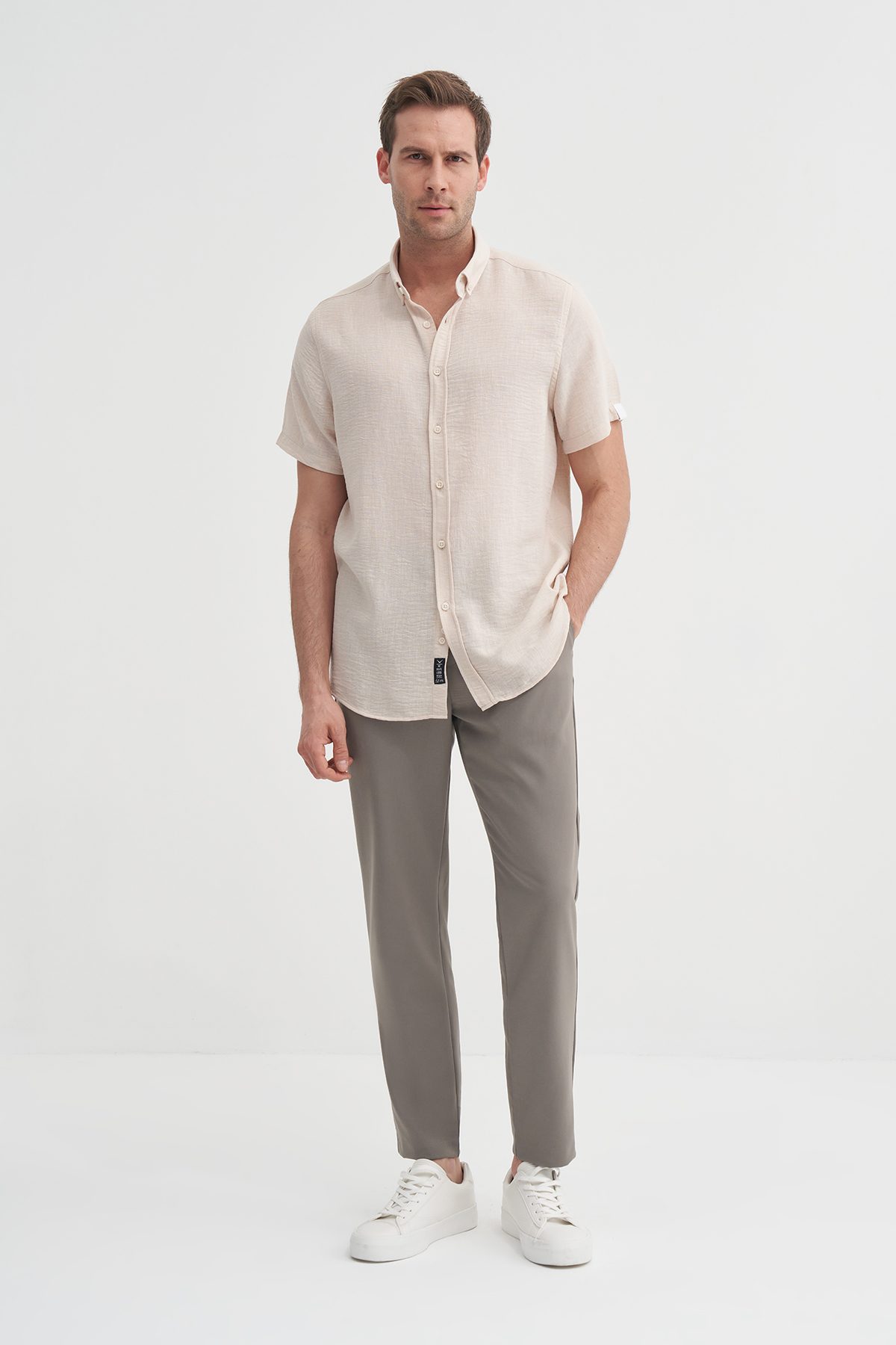 Slim Fit  Dar Kesim Kısa Kol Gömlek