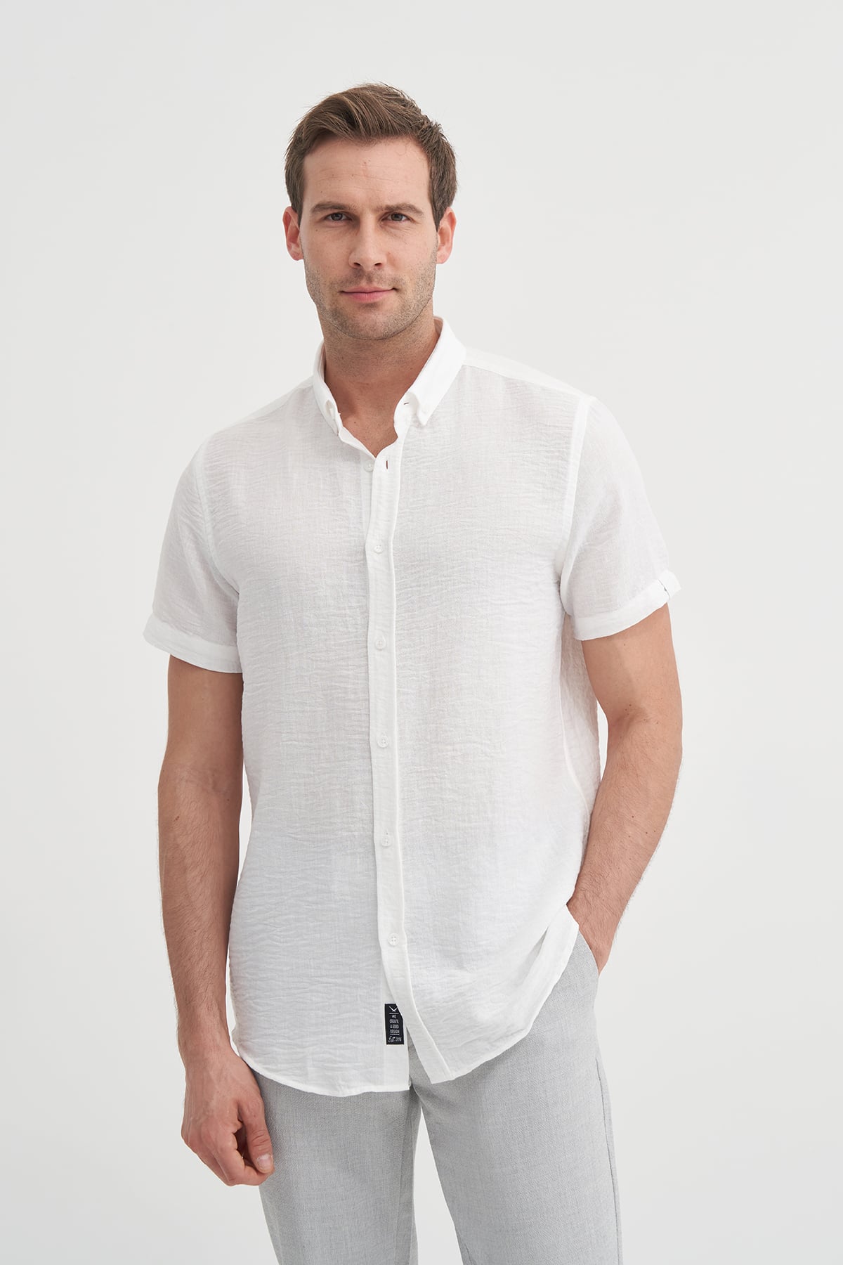 Slim Fit  Dar Kesim Kısa Kol Gömlek