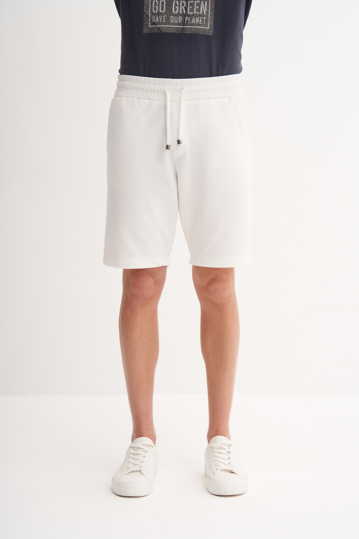 Slim Fit Kalın Örme Bermuda Şort