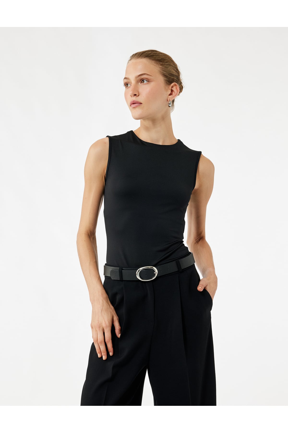 Slim Fit Kolsuz Bisiklet Yaka Bodysuit