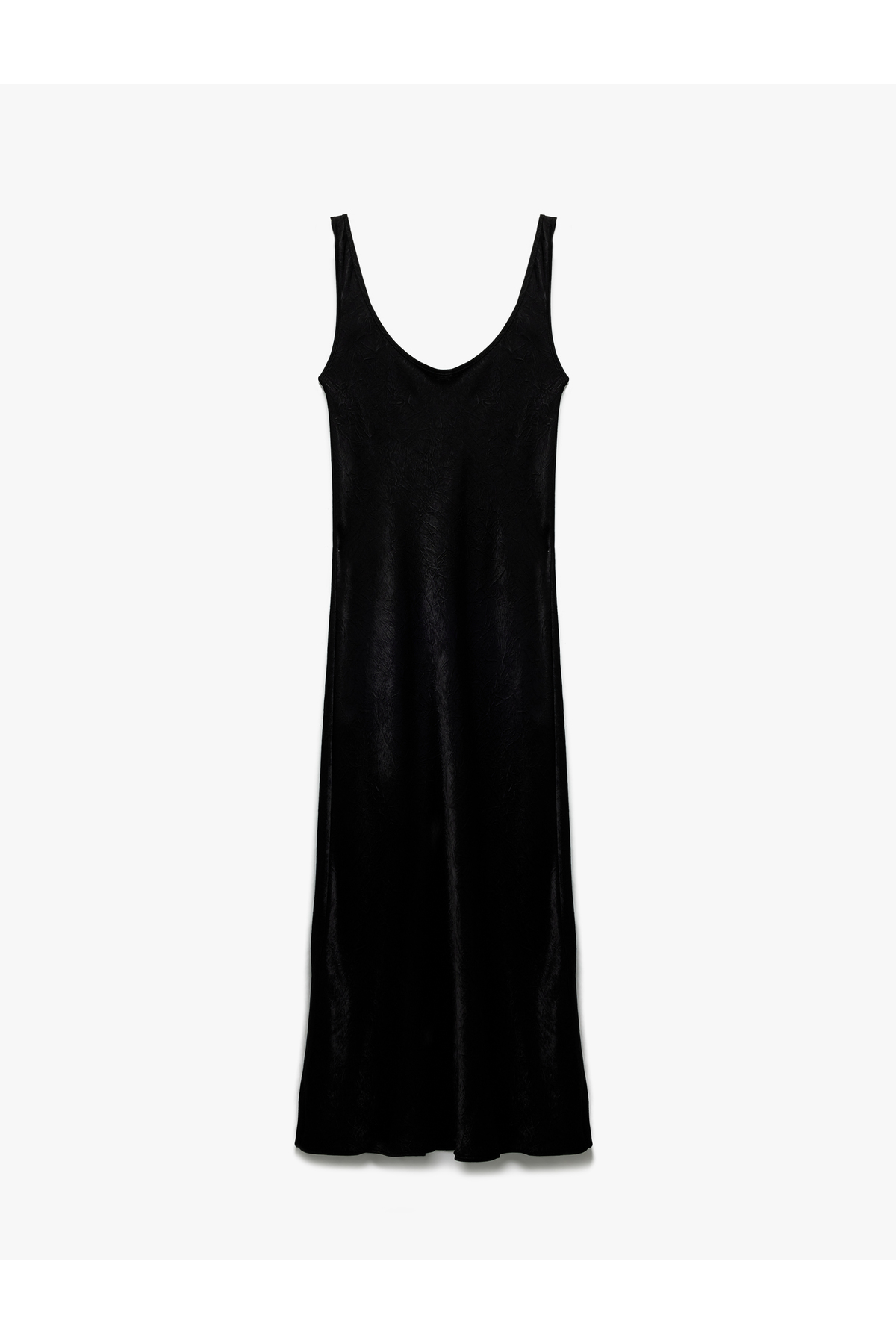 Slim Fit Kolsuz U Yaka Kalın Askılı Uzun Saten Elbise