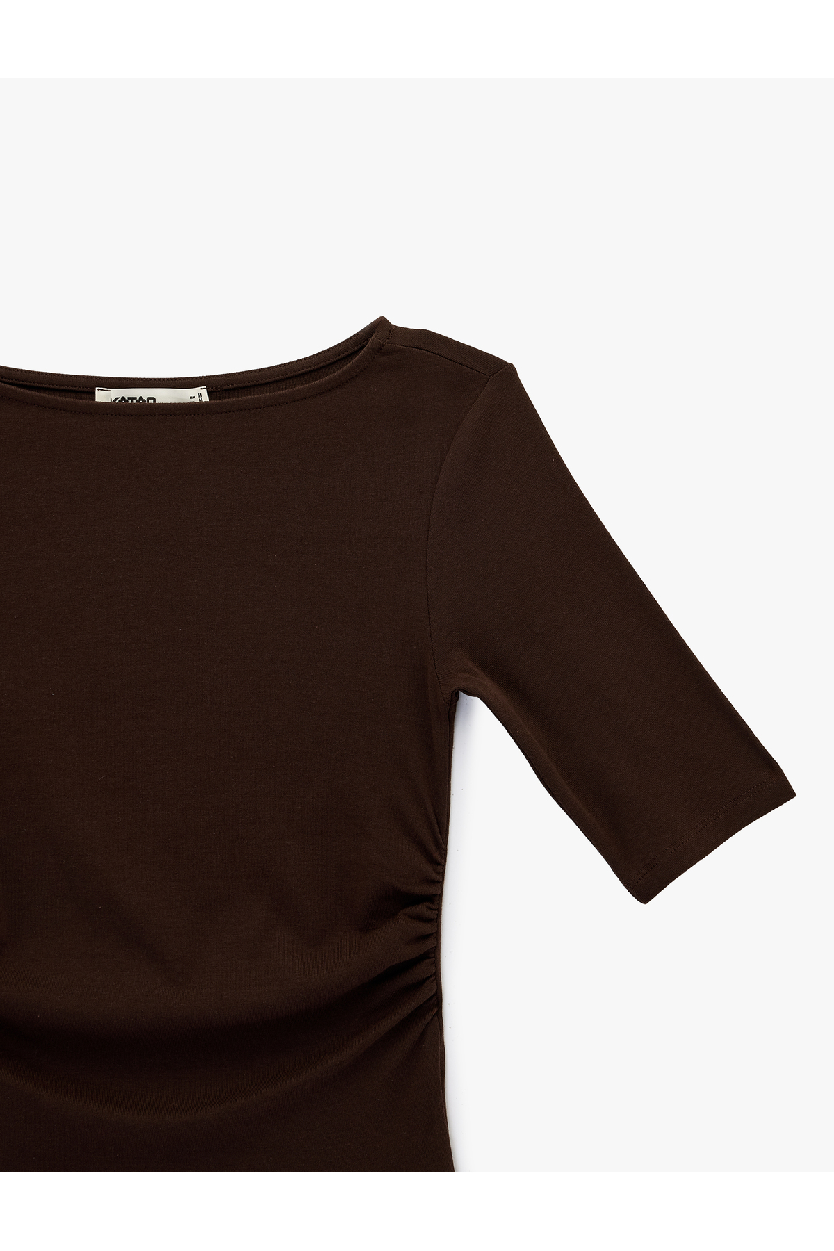 Slim Fit Pamuklu Kayık Yuvarlak Yaka Yarım Kollu Tişört