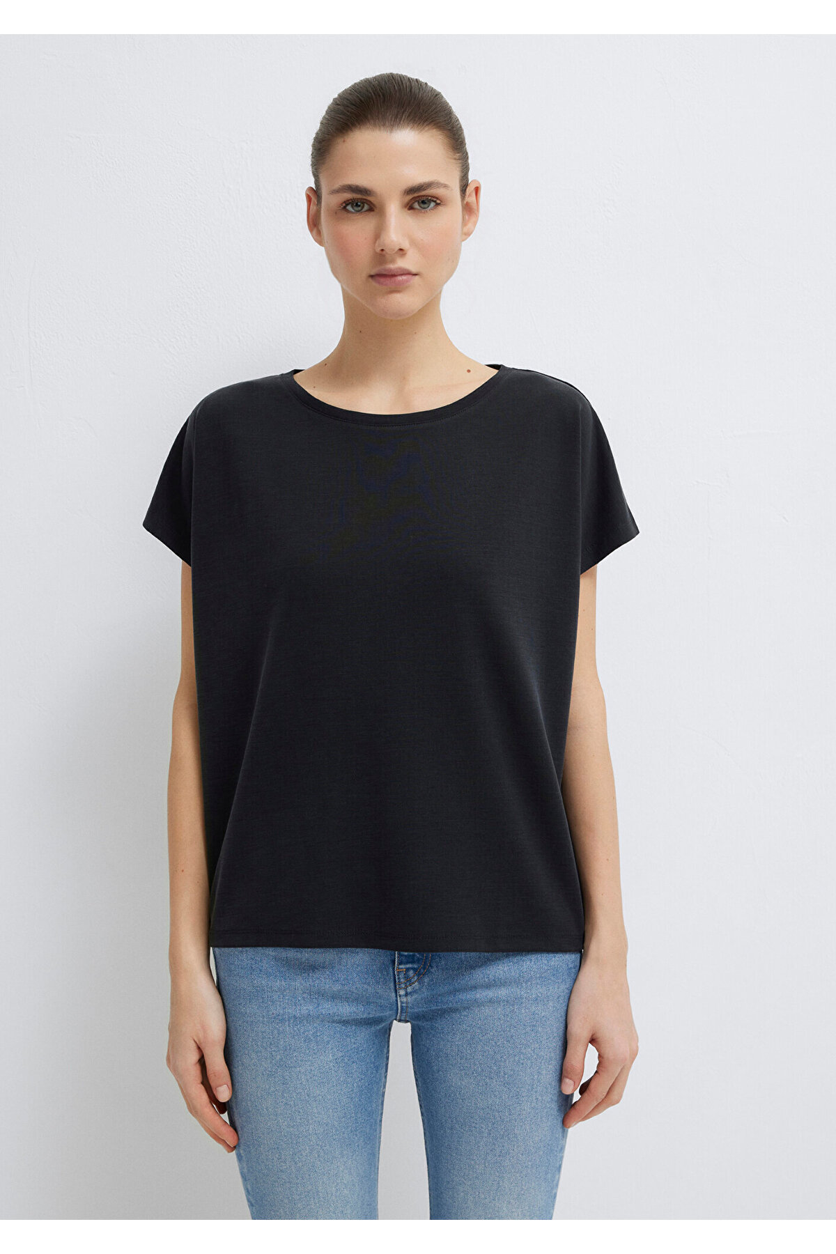 Soft-Premium Siyah (TENCEL™) Modal Karışımlı Basic Tişört Loose Fit / Bol Rahat Kesim 167245-900