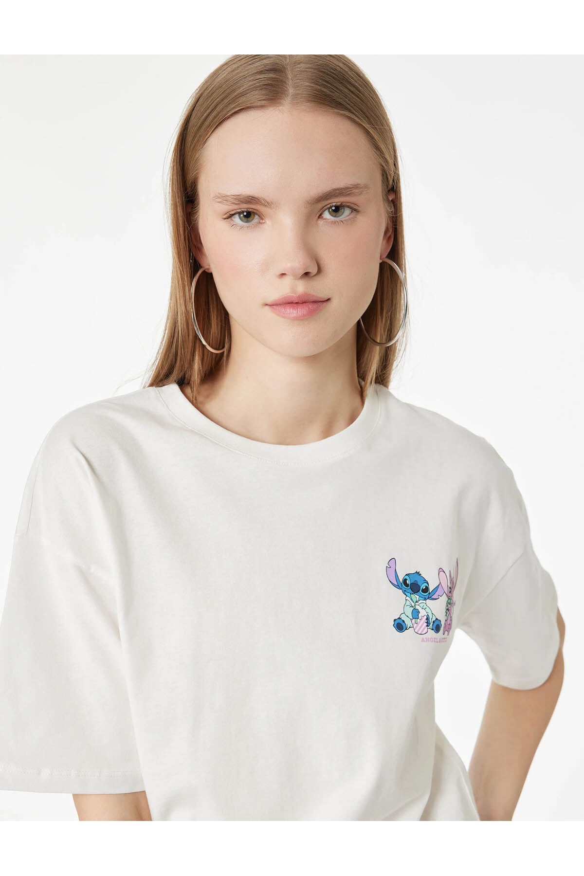 Stitch Lisanslı Ekru Kadın T-Shirt 6SAL10086IK