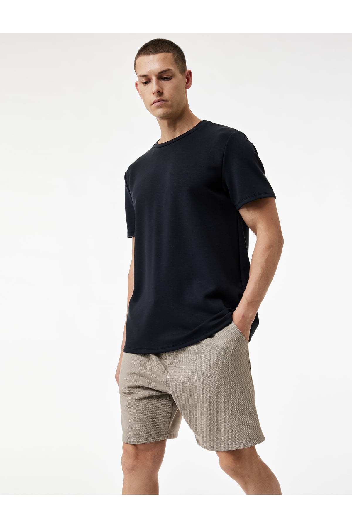Straight Fit Cepli Bermuda Spor Şort