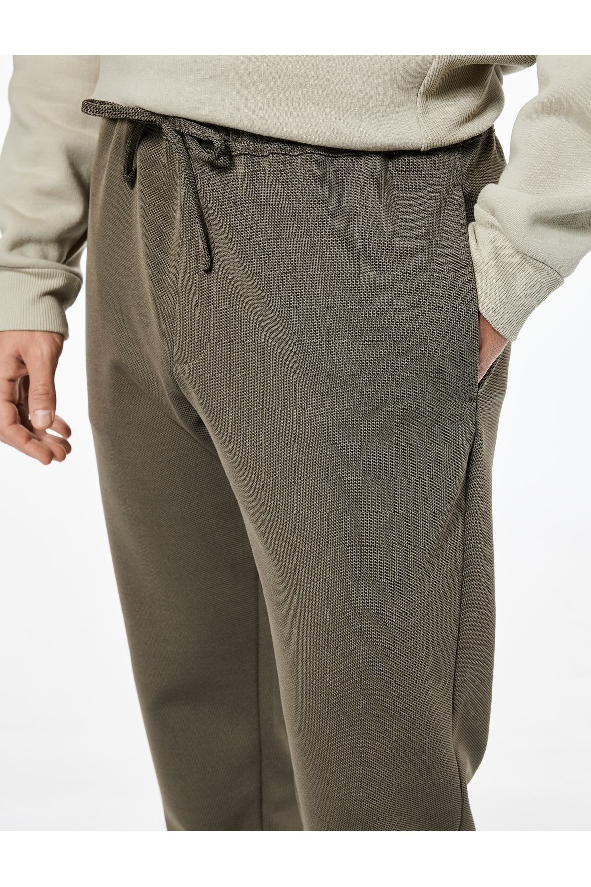 Straight Fit Pike Kumaş Cep Detaylı Rahat Kesim Beli Bağcıklı Pantolon