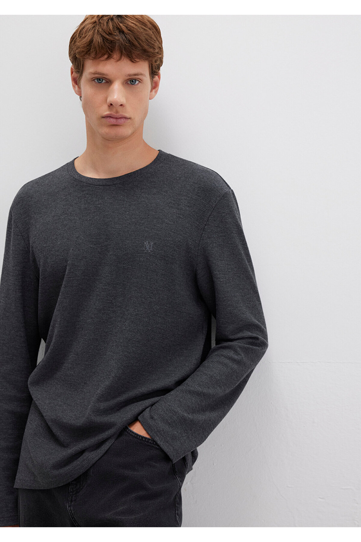 Uzun Kollu Antrasit Basic Tişört Slim Fit / Dar Kesim 065755-29758