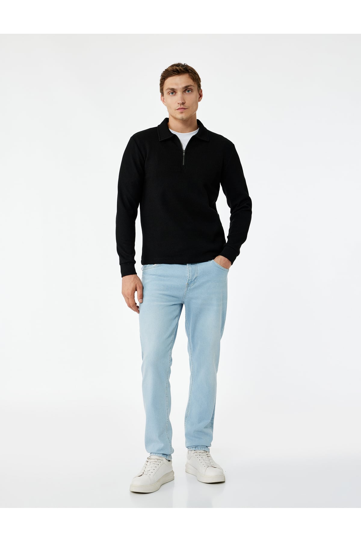 Uzun Kollu Basic Dokulu Yarım Fermuarlı Polo Yaka Sweatshirt