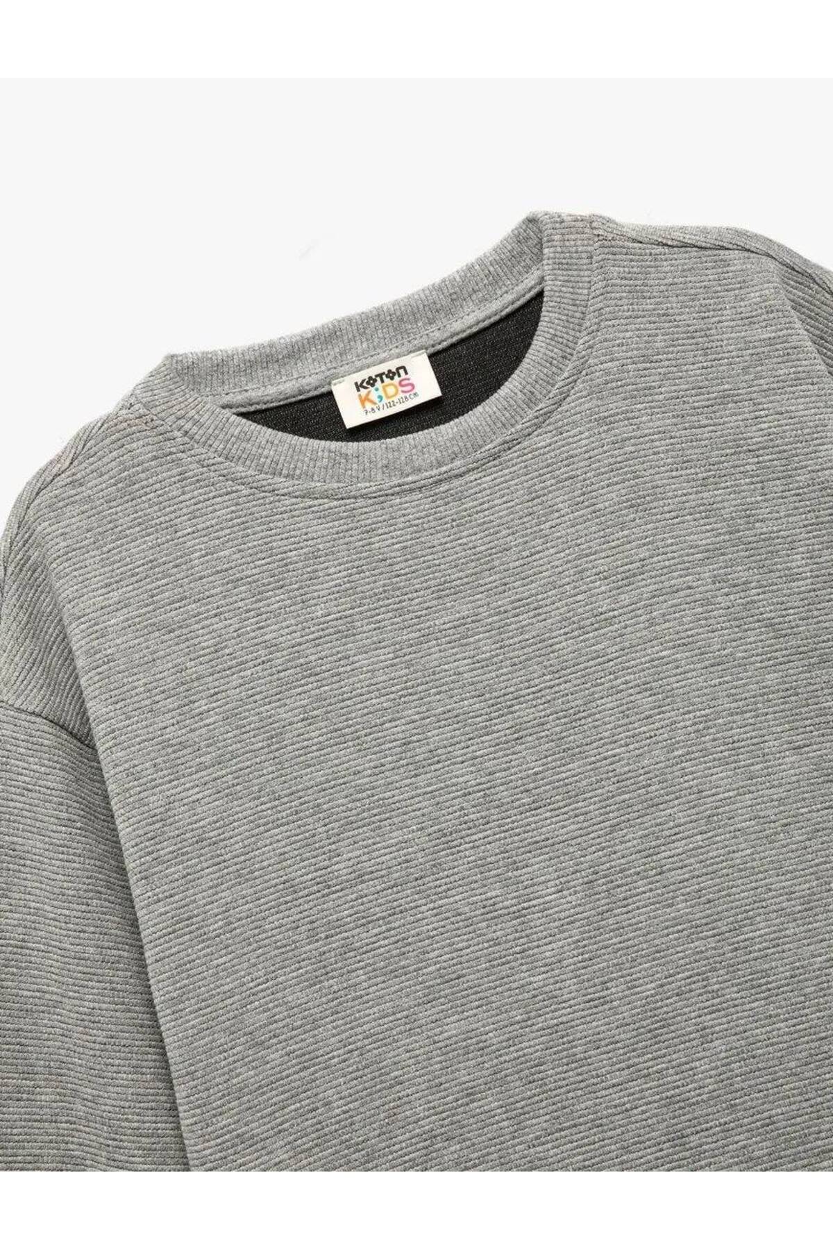 Uzun Kollu Bisiklet Yaka Basic Sweatshirt
