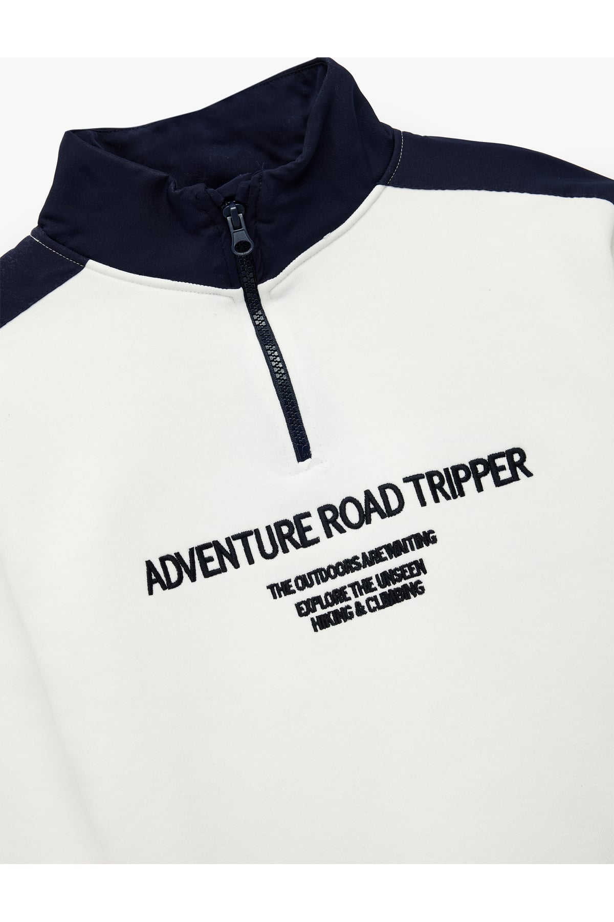 Uzun Kollu Renk Bloklu Baskılı Dik Yaka Yarım Fermuarlı Şardonlu Sweatshirt