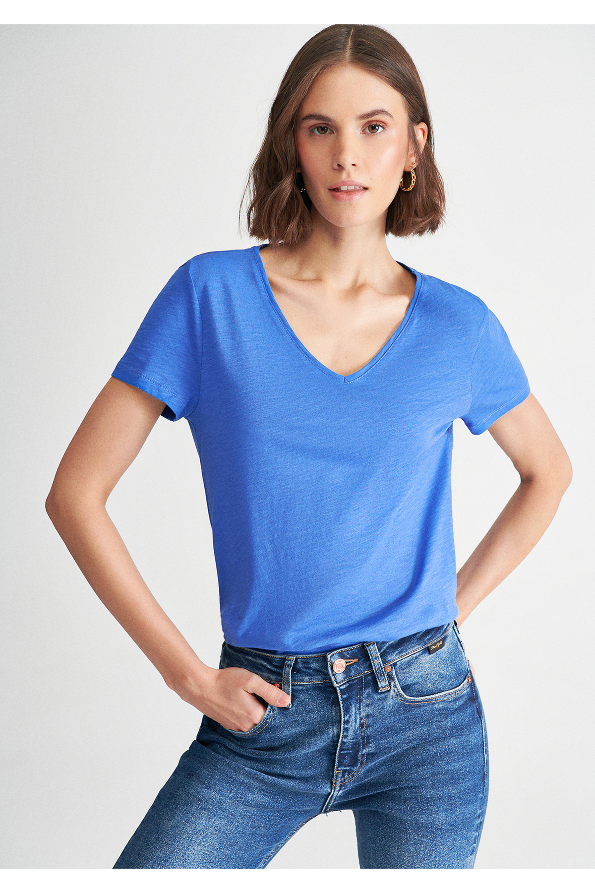 V Yaka Basic Tişört Slim Fit / Dar Kesim 168260-70616