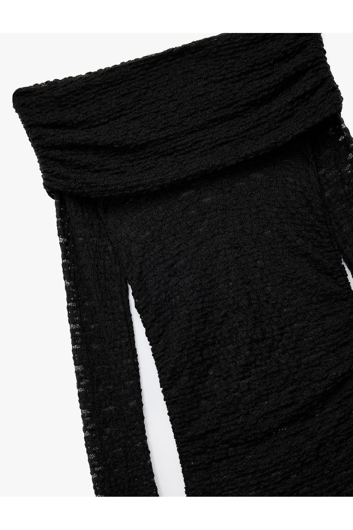 Yarı Transparan Drape Detaylı Uzun Kollu Açık Omuz Dantelli Bluz