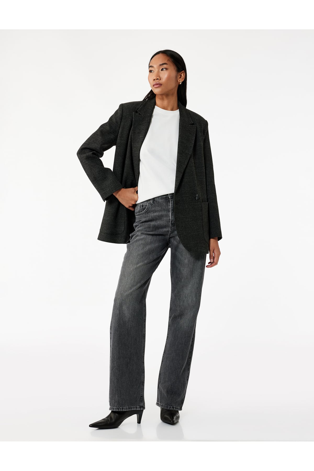 Yıkamalı Cepli Normal Bel Düz Paça Jean Pantolon - Longer Straight Fit Jean