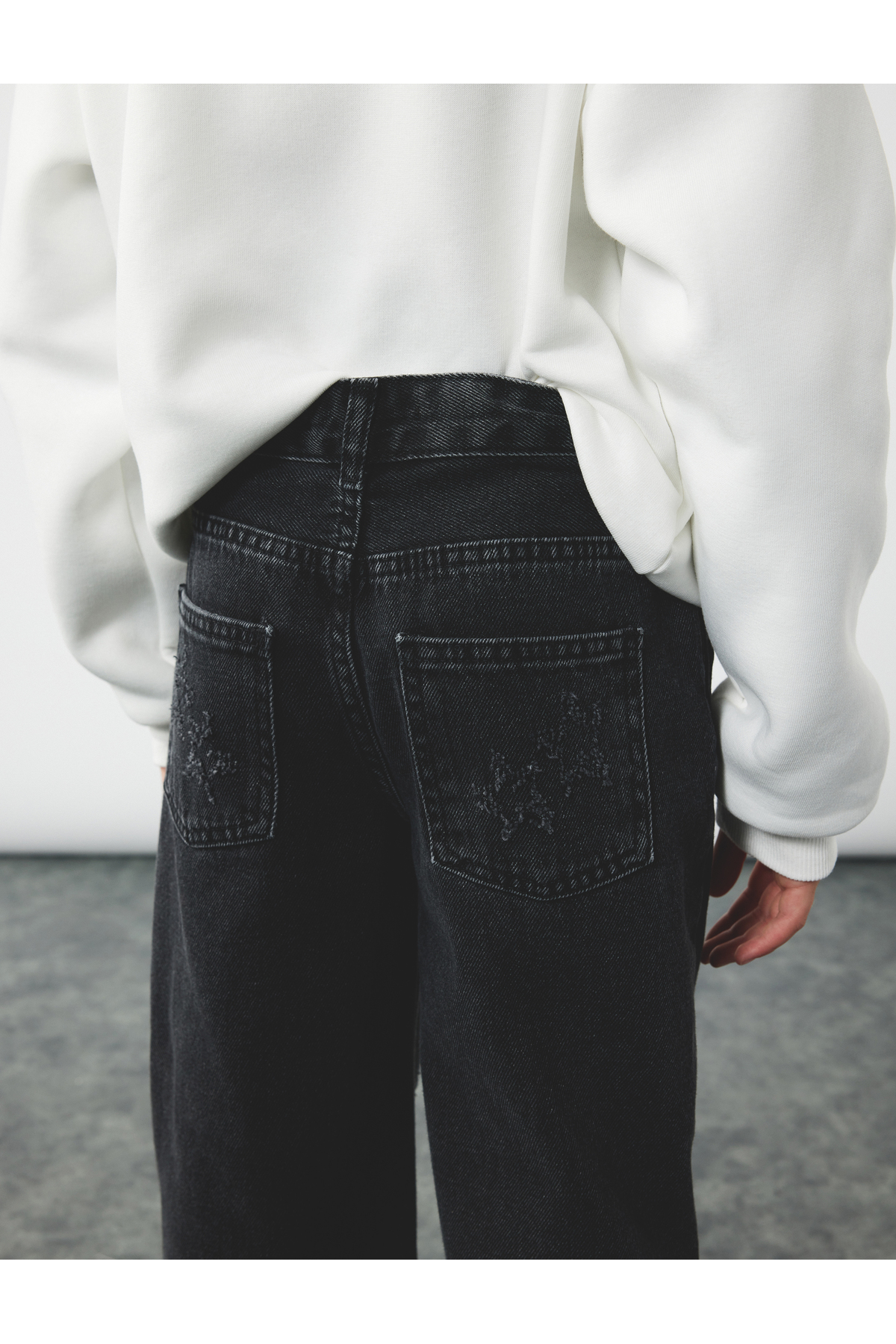 Yıldız Desenli Bol Kalıp Pamuklu Geniş Paça Denim Pantolon