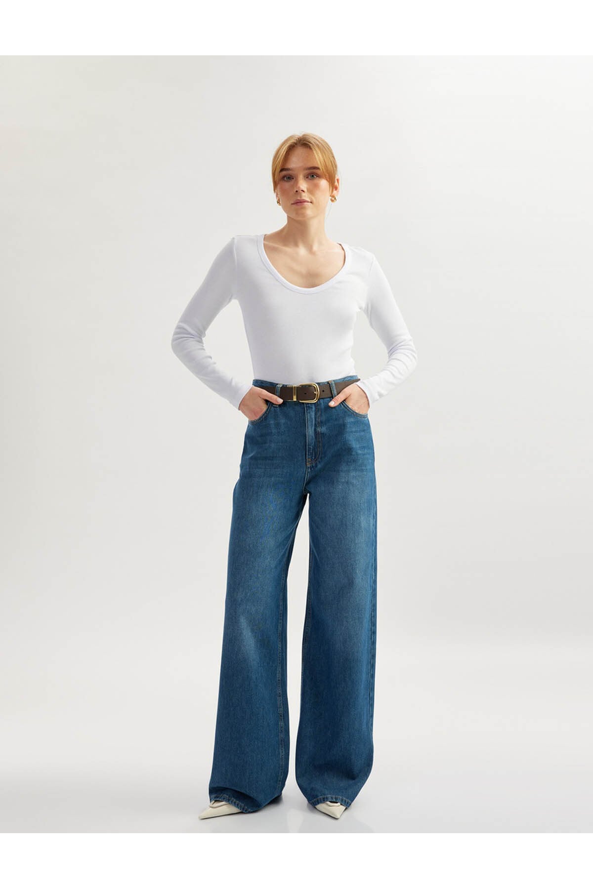 Yüksek Bel Düğmeli Geniş Paça Cepli Kot Pantolon - Wide Leg Jeans