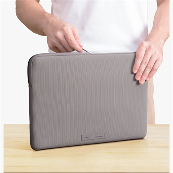 UNIQ Dizüstü Bilgisayar Kılıfı 13 inch (14 inch e kadar) Cyprus Re Edition Su Geçirmez Green UNIQ-CYPRUSRE(13)-DSAGGRN