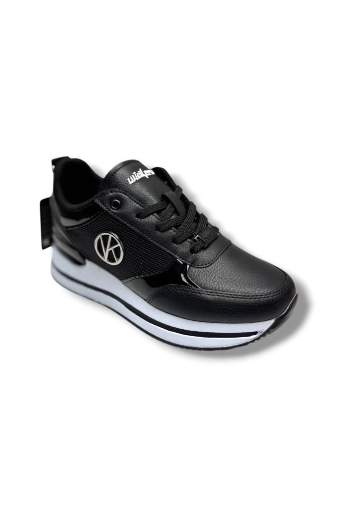 Wickers 2927-26 Cilt Deri Dolgu Topuklıu Anatomik Kadın Sneaker Siyah Beyaz