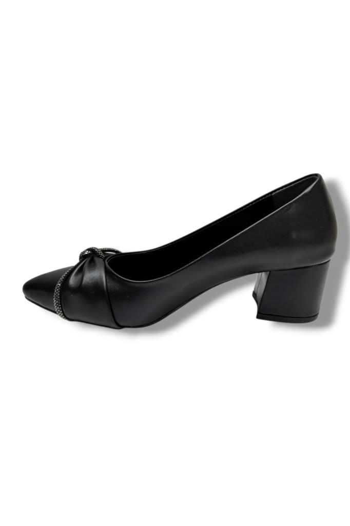 C-Shoes 150-26 Cilt Deri Düğüm Taşlı Kalın Topuk Kadın Ayakkabı 38-40