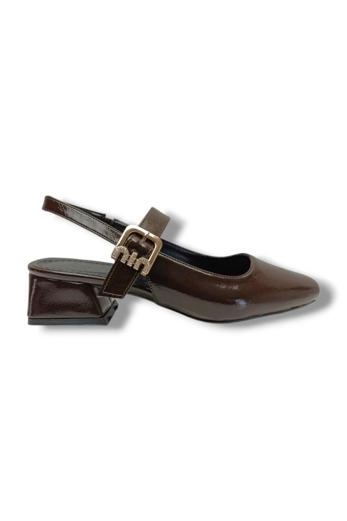Ceylan Shoes 315-26 Kırışık Rugan Deri Kısa Kare Topuk Arkası Açık Kadın Ayakkabı