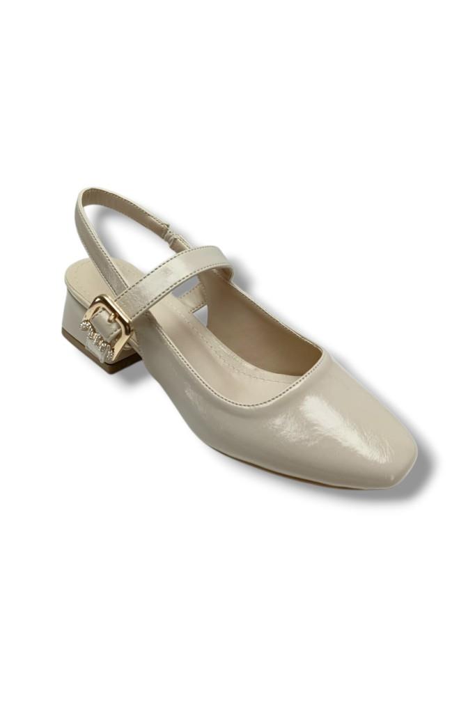 Ceylan Shoes 315-26 Kırışık Rugan Deri Kısa Kare Topuk Arkası Açık Kadın Ayakkabı